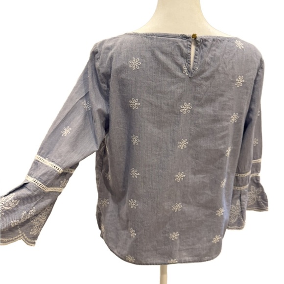 Liz Claiborne Light Blue Floral Blouse with Stripes and Bell Sleeves PS - Picture 2 of 7